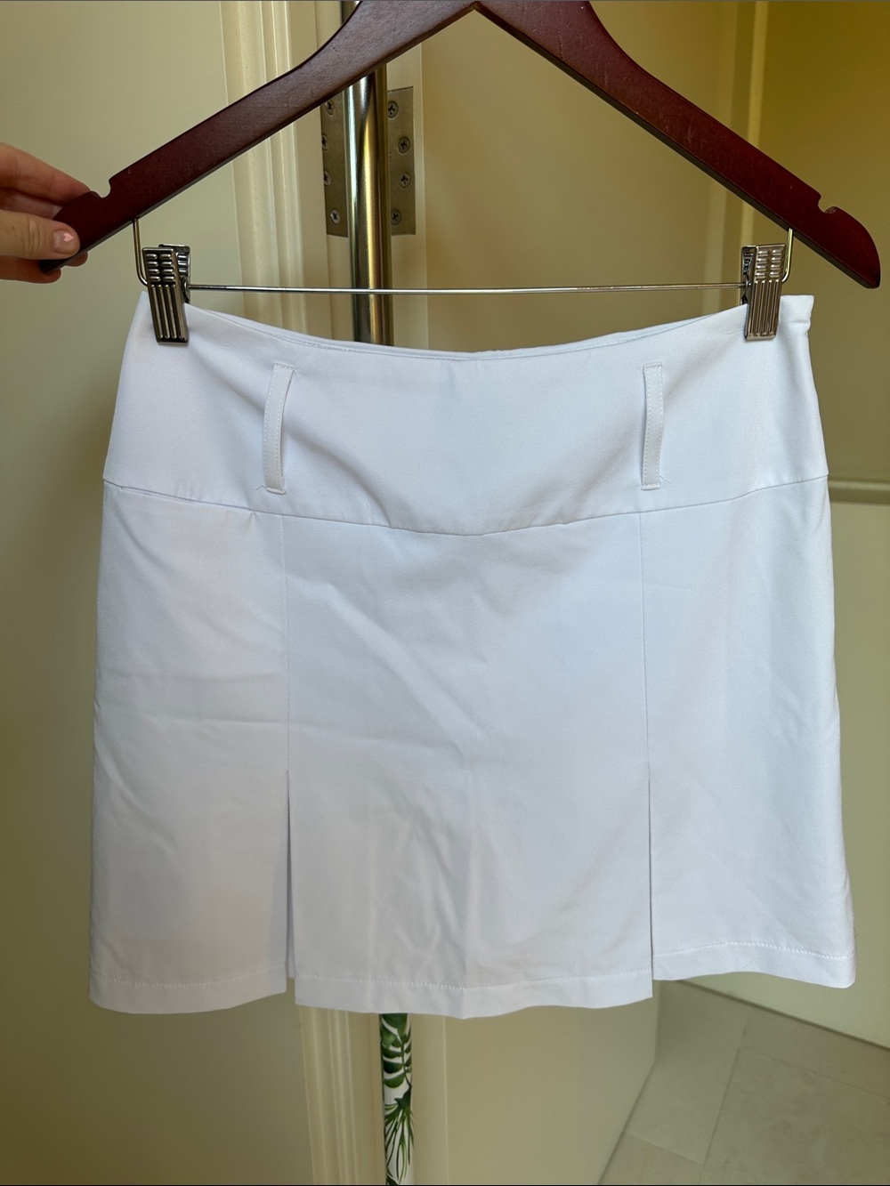 Women’s White Golftini Skort Size 2